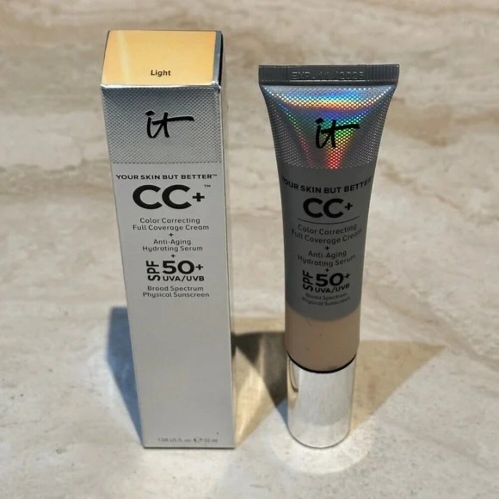 it Cosmetics CC+ Color Full Coverage - Anti-Aging Hydrating Serum 1.08 oz light